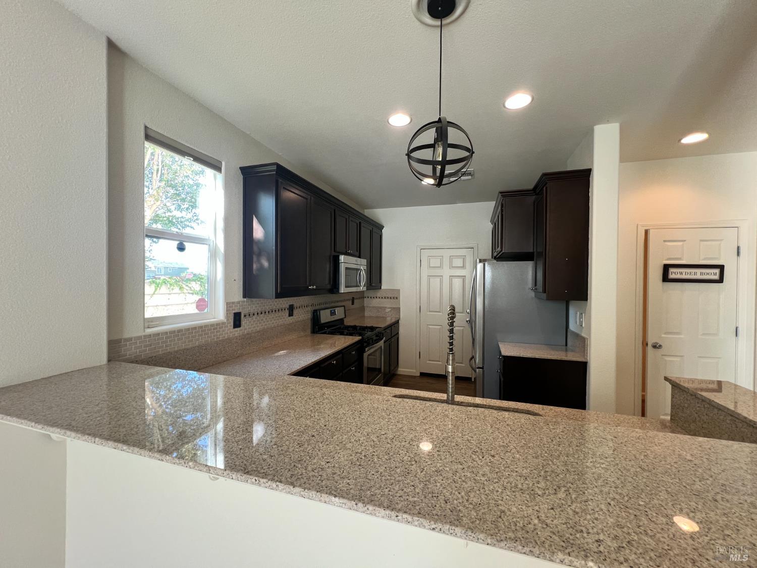 Suisun City, California, 94585, United States, 3 Bedrooms Bedrooms, ,3 BathroomsBathrooms,Residential,For Sale,1948327