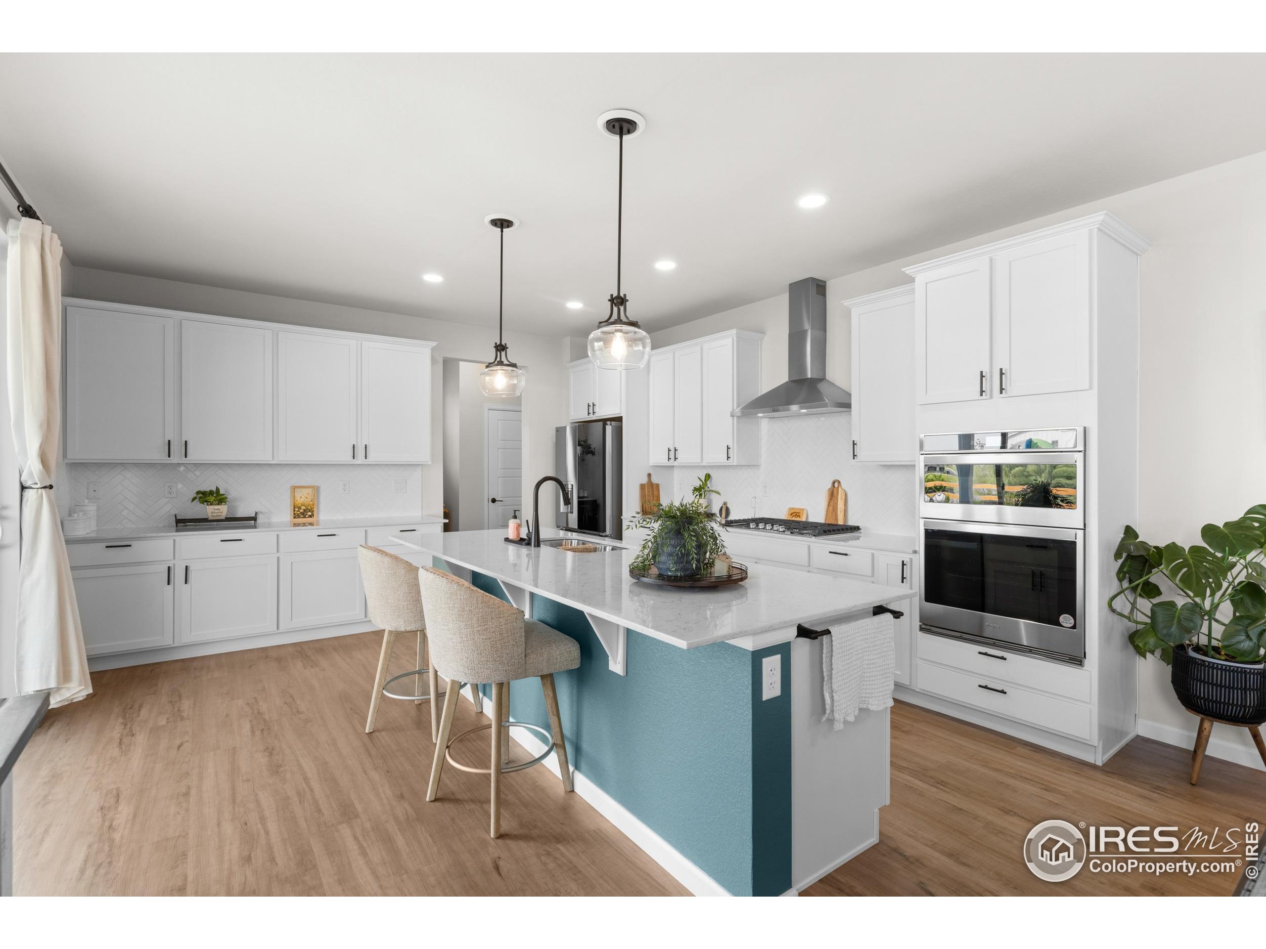 Erie, Colorado, 80516, United States, 5 Bedrooms Bedrooms, ,Residential,For Sale,1907435
