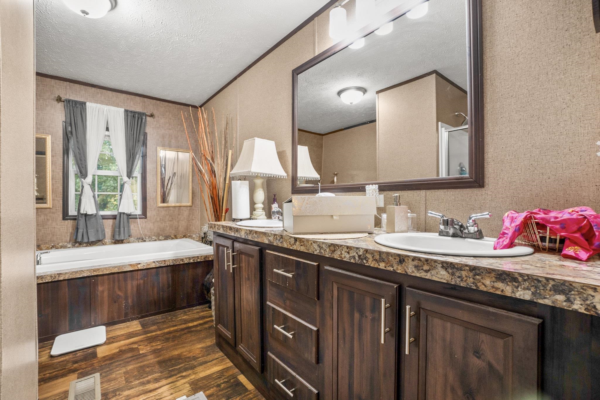 Stanton, Tennessee, 38069, United States, 4 Bedrooms Bedrooms, ,3 BathroomsBathrooms,Residential,For Sale,1984200