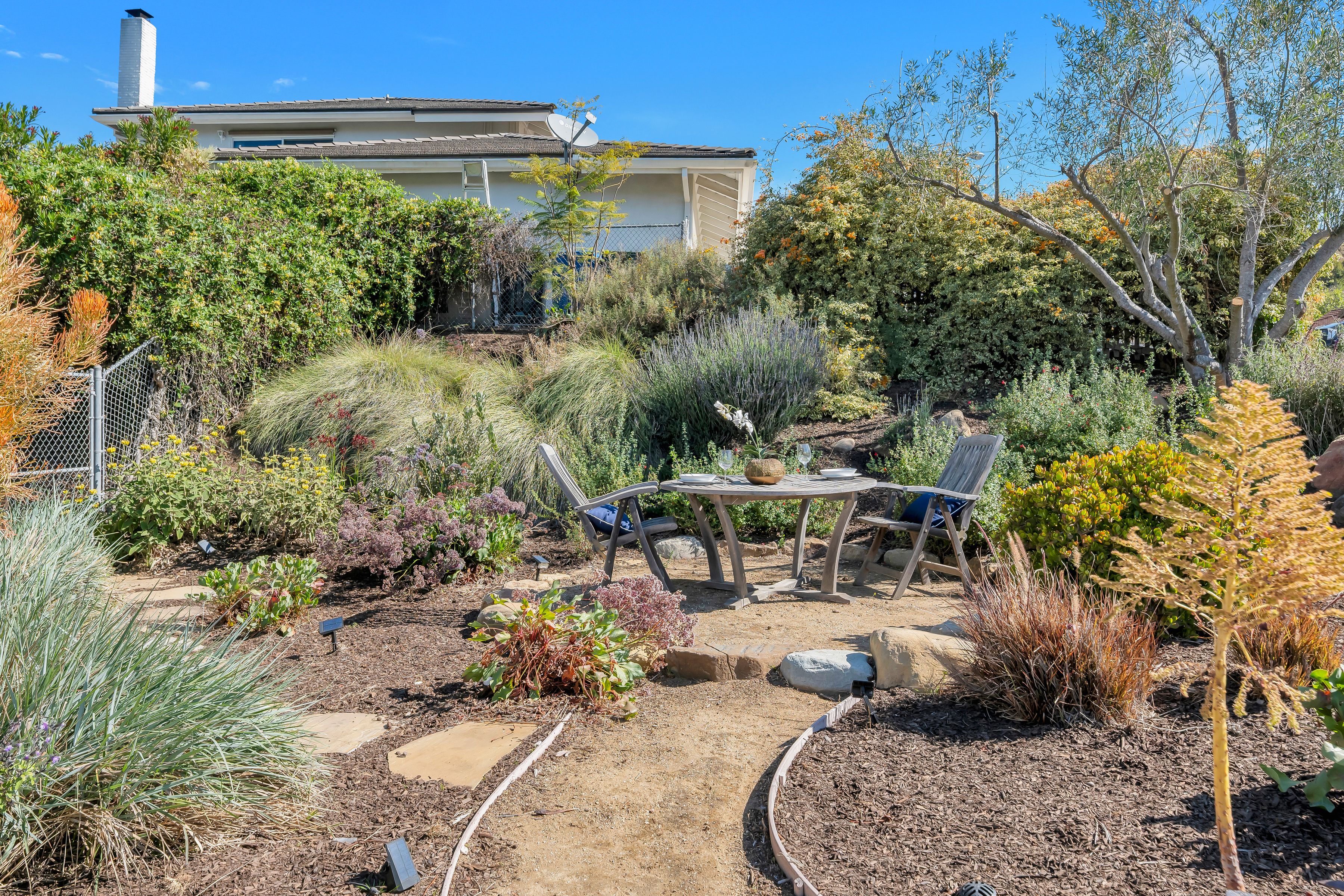  351 S. Greenway Avenue, Newbury Park - 物件實景