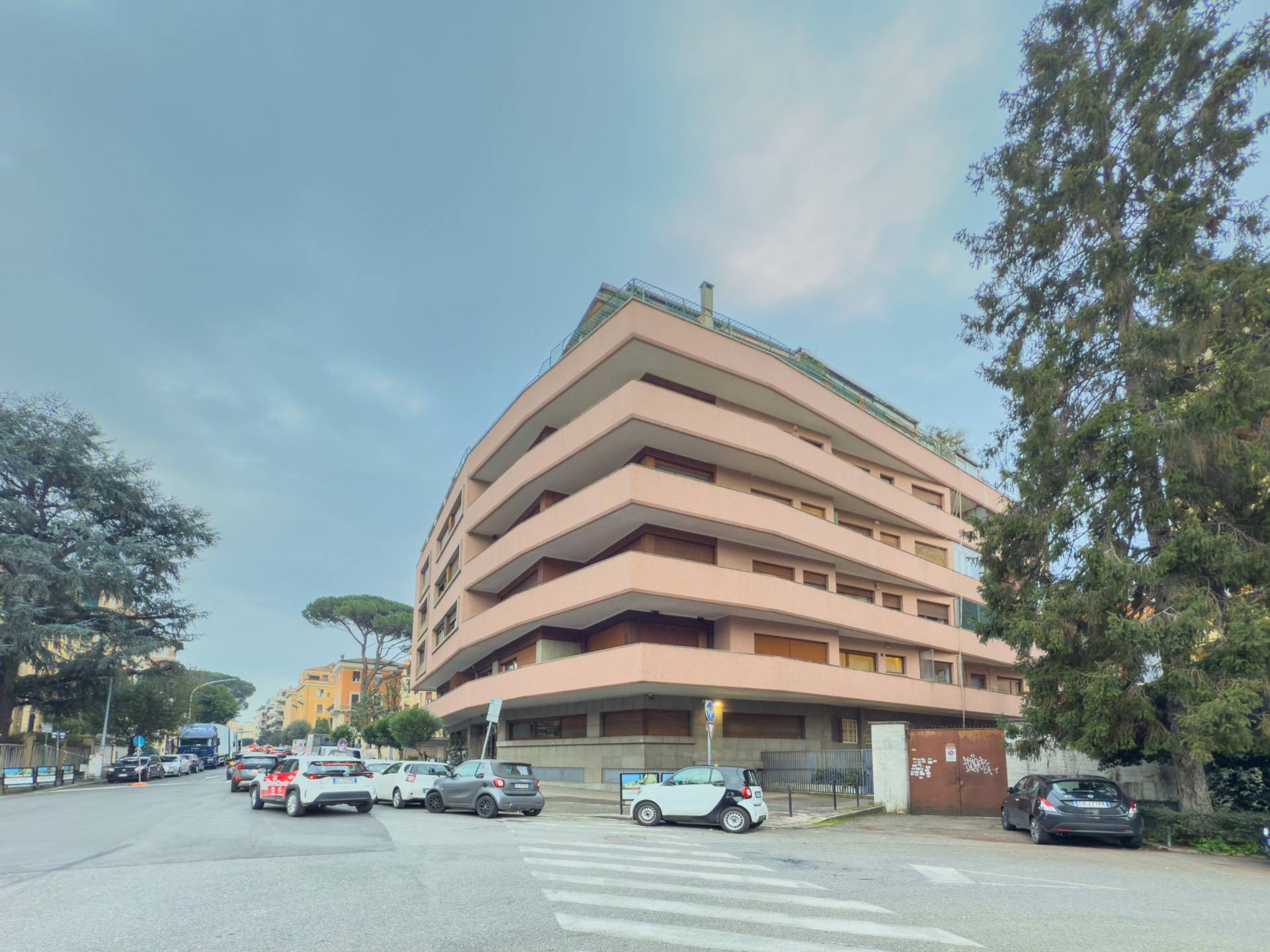 Roma, Roma, 00100, IT, 4 Bedrooms Bedrooms, ,2 BathroomsBathrooms,Residential,For Sale,1836935