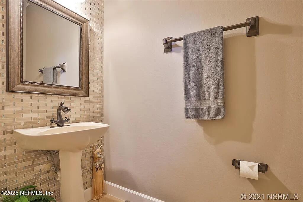 New Smyrna Beach, Florida, 32168, United States, 5 Bedrooms Bedrooms, ,4 BathroomsBathrooms,Residential,For Sale,1976126