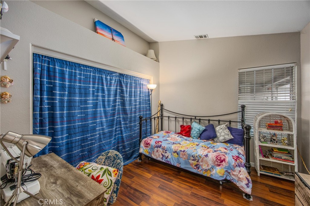 Apple Valley, California, 92307, United States, 5 Bedrooms Bedrooms, ,3 BathroomsBathrooms,Residential,For Sale,2049361