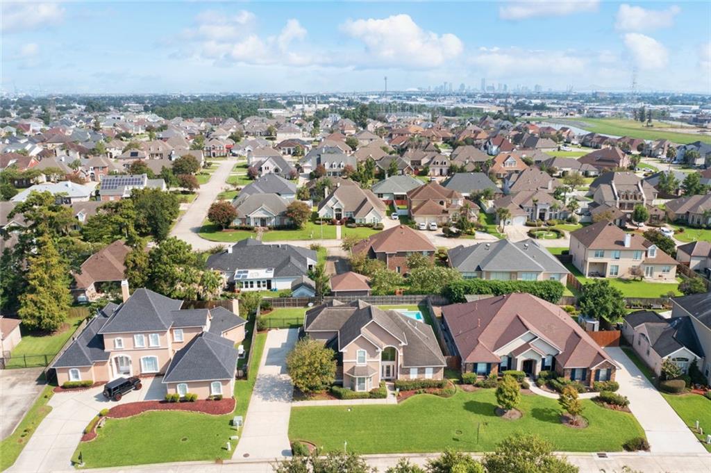 Harvey, Louisiana, 70058, United States, 4 Bedrooms Bedrooms, ,4 BathroomsBathrooms,Residential,For Sale,1919980