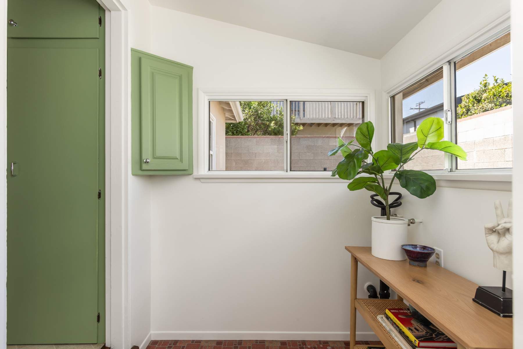  1402 Prospect Avenue - 物件實景