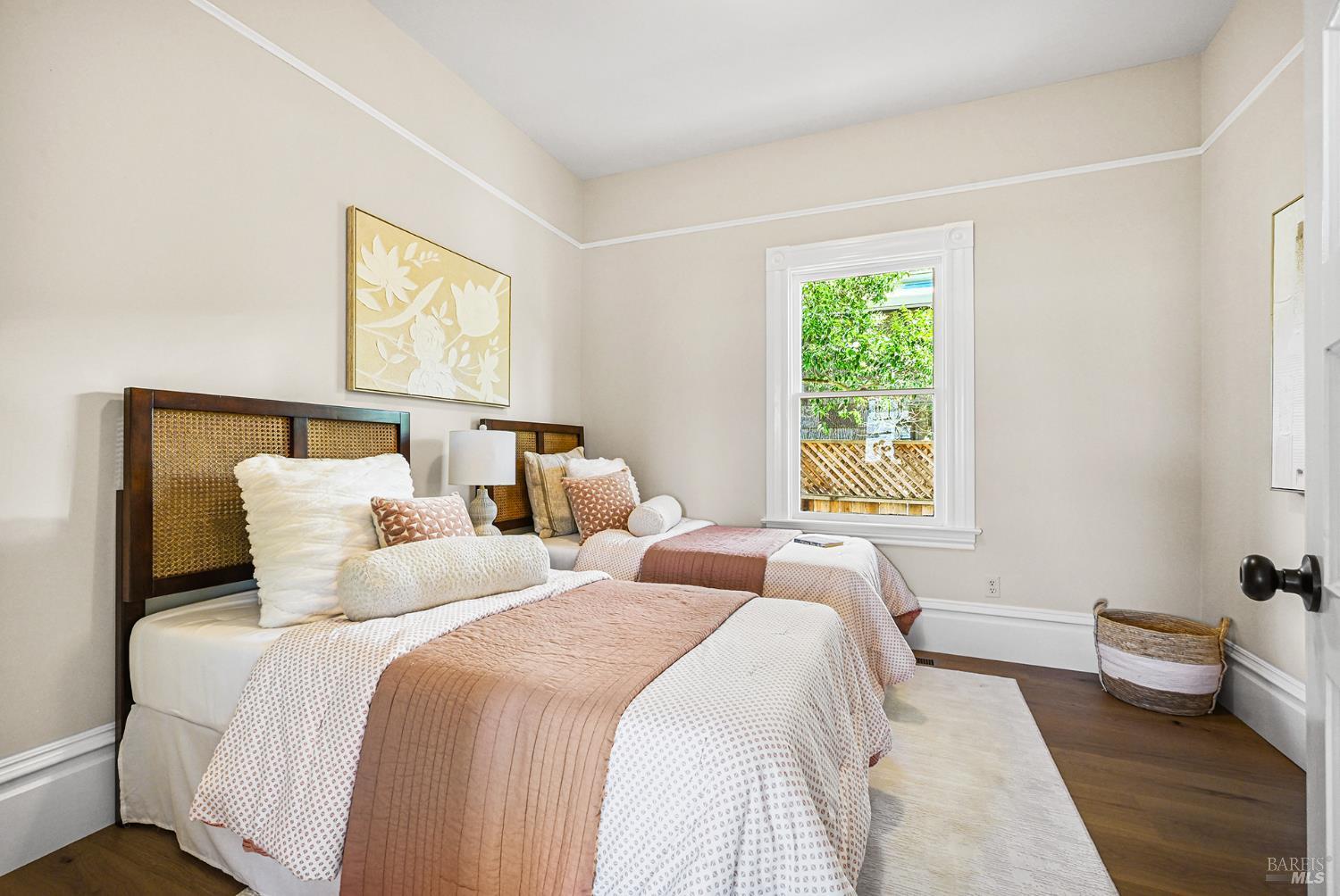 Petaluma, California, 94952, United States, 4 Bedrooms Bedrooms, ,2 BathroomsBathrooms,Residential,For Sale,2048803