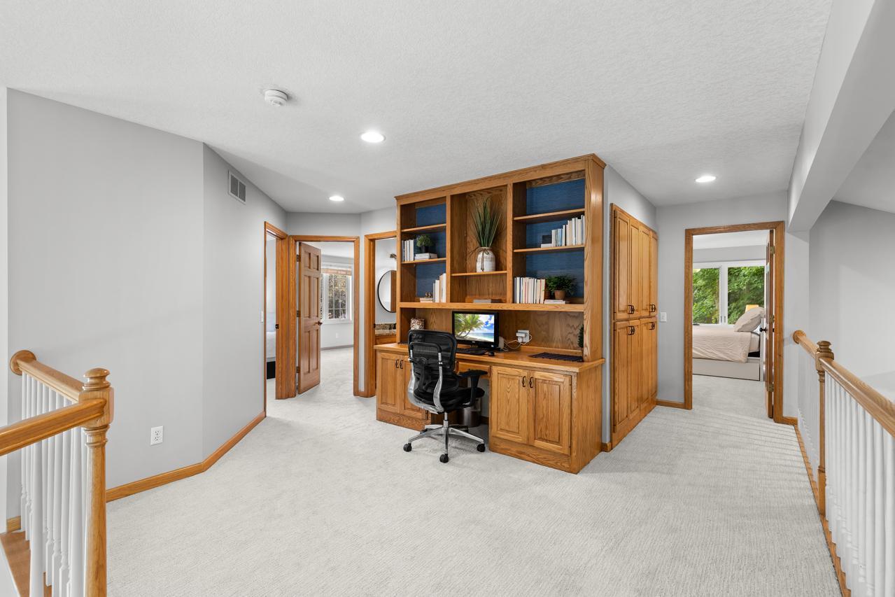 Chanhassen, Minnesota, 55317, United States, 5 Bedrooms Bedrooms, ,3 BathroomsBathrooms,Residential,For Sale,1926226