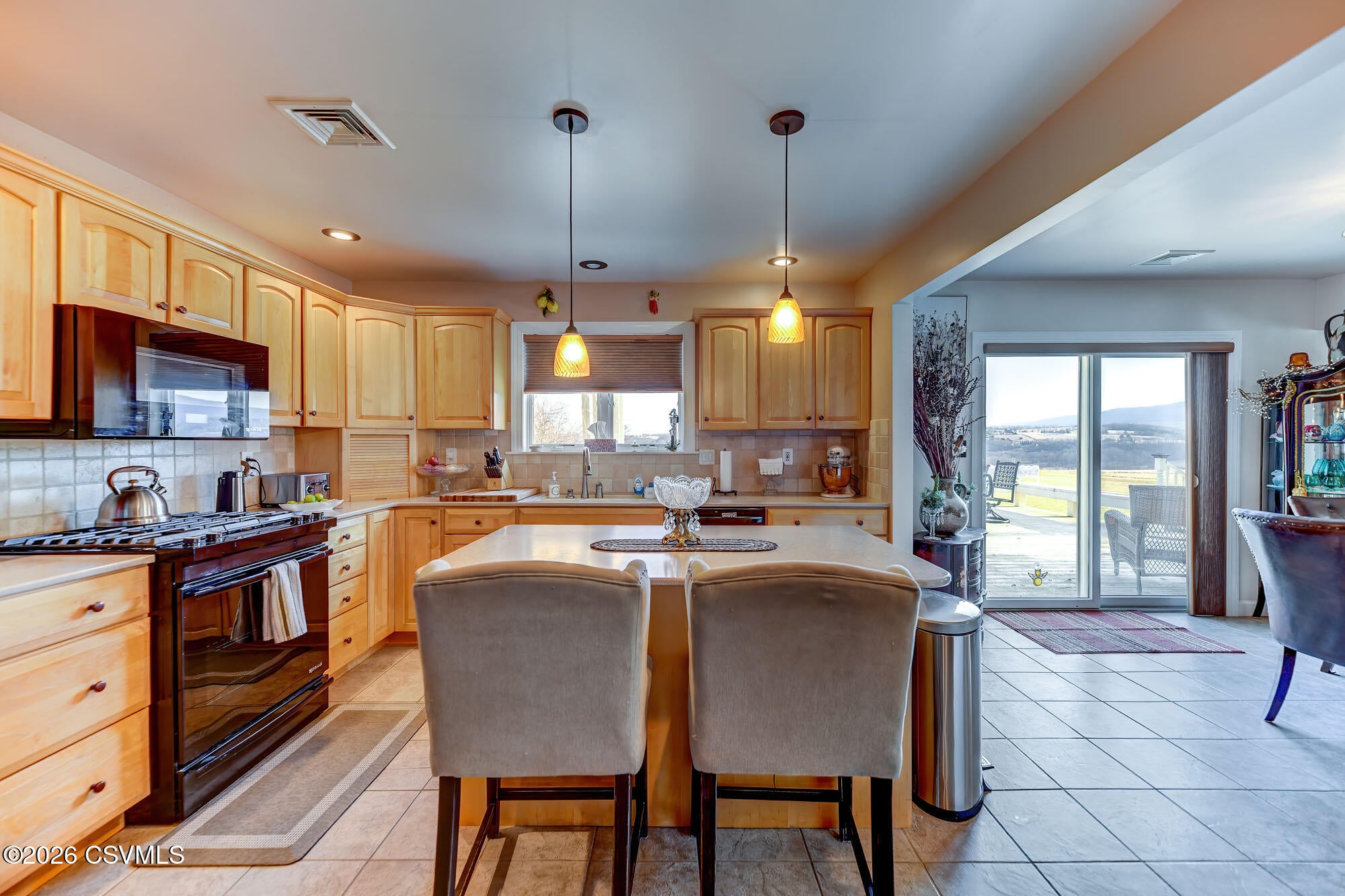 Bloomsburg, Pennsylvania, 17815, United States, 3 Bedrooms Bedrooms, ,4 BathroomsBathrooms,Residential,For Sale,2010041