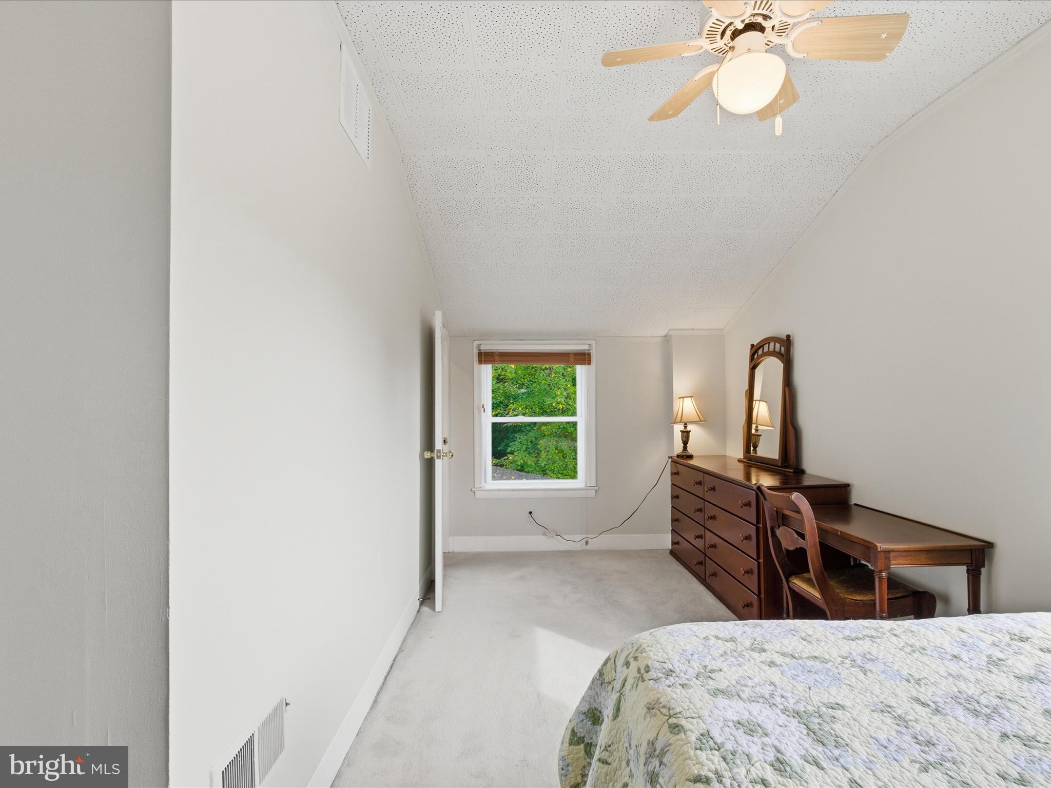 Silver Spring, Maryland, 20902, United States, 3 Bedrooms Bedrooms, ,3 BathroomsBathrooms,Residential,For Sale,1983635