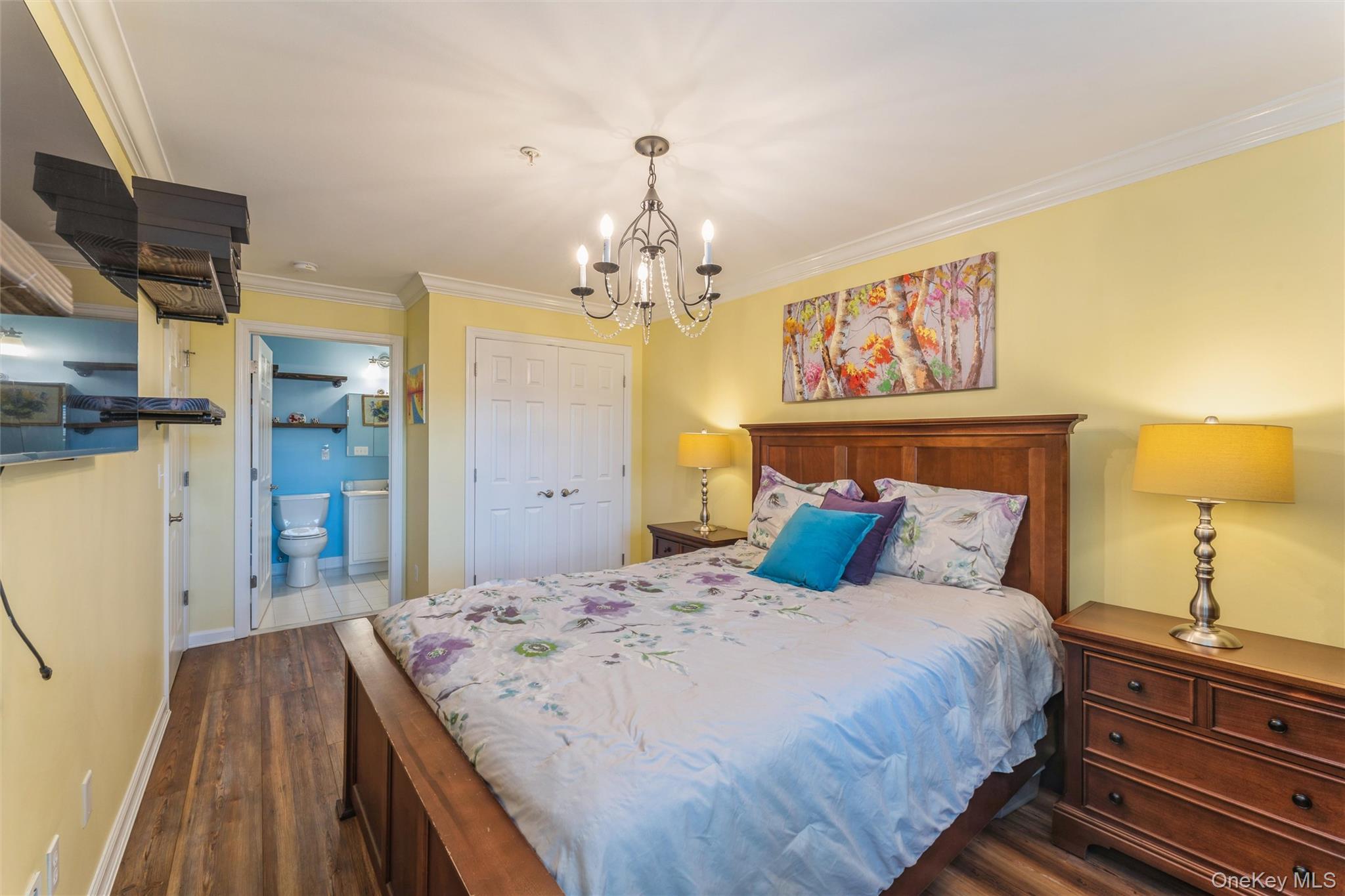 Valley Stream, New York, 11580, United States, 2 Bedrooms Bedrooms, ,2 BathroomsBathrooms,Residential,For Sale,2002901