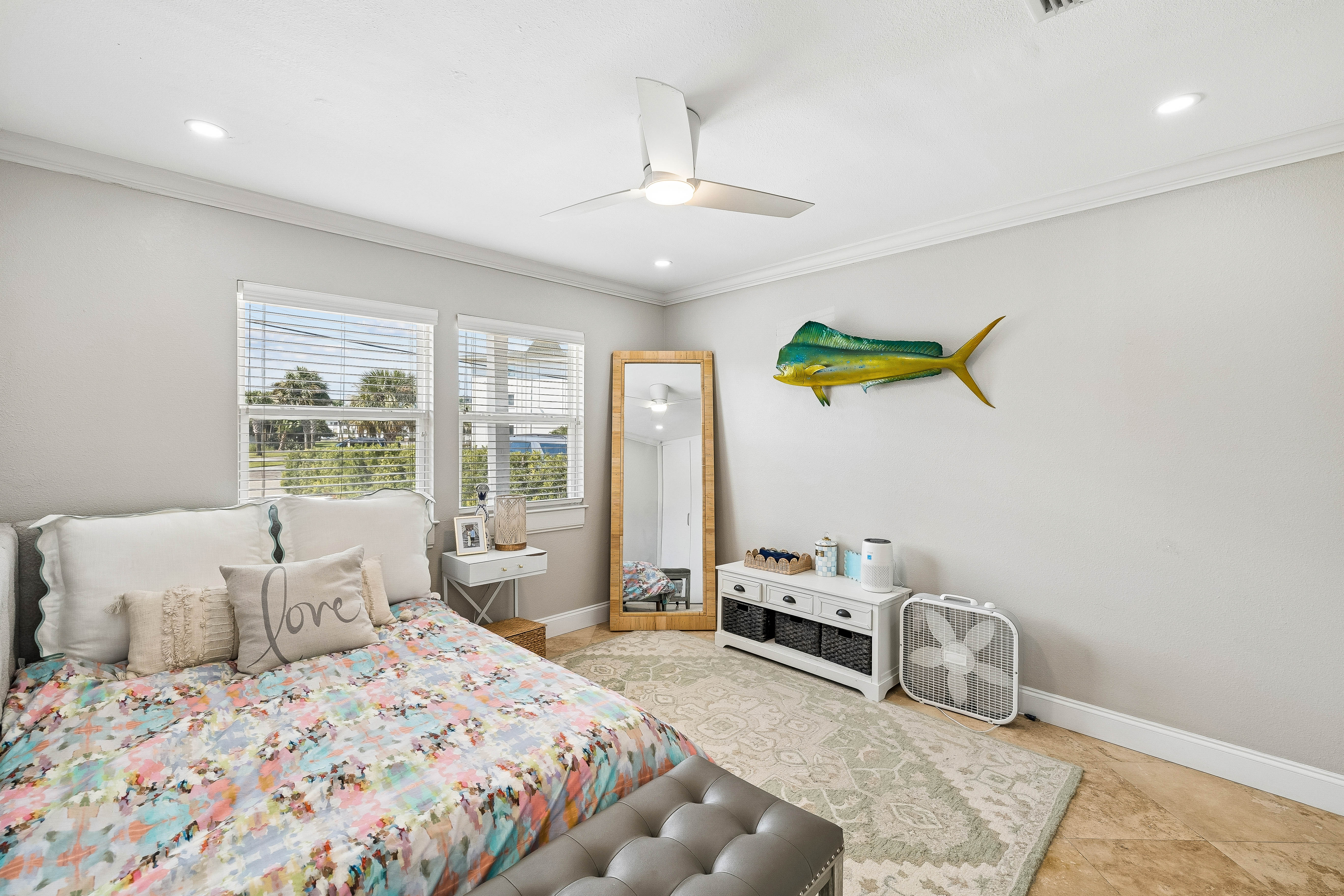  Renovated Harborfront Townhome With 40-Foot Boat Slip - 物件實景