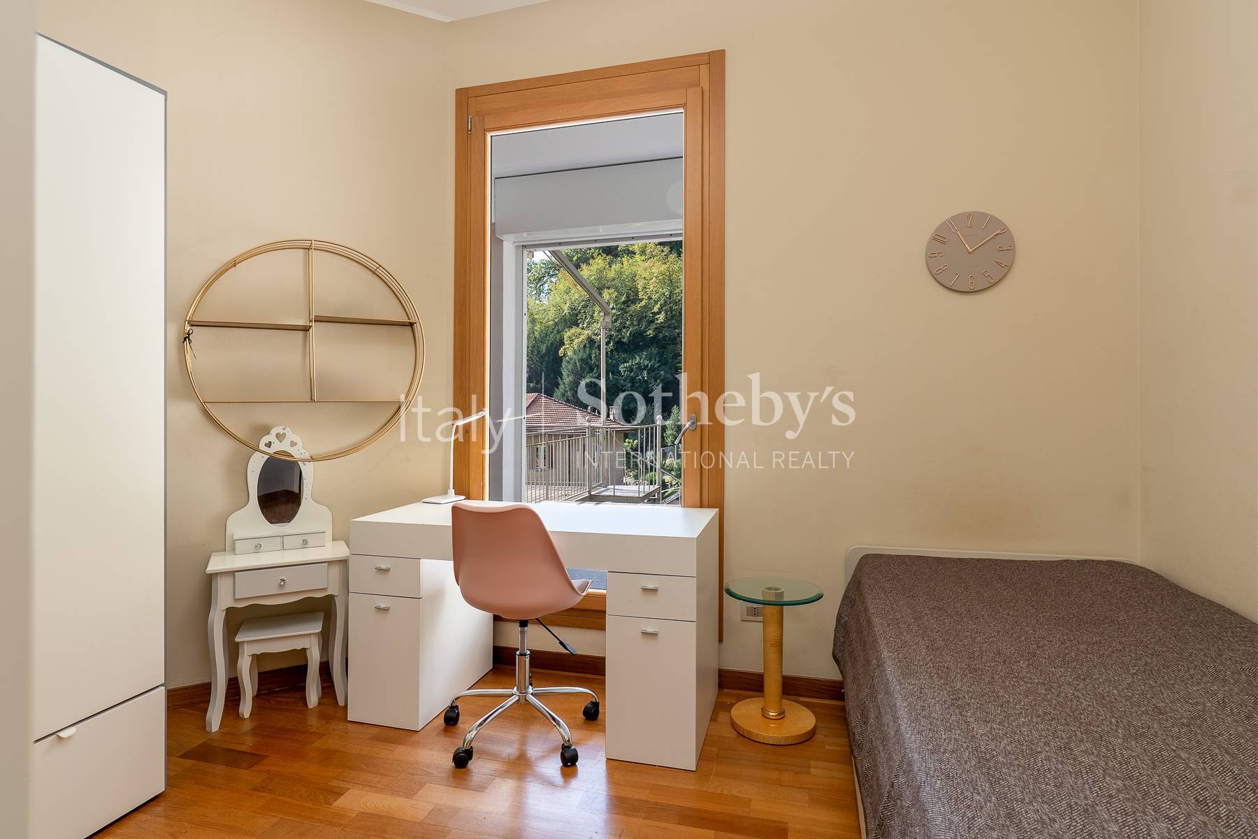  Contemporary Apartment with Breathtaking Lake View - 物件實景