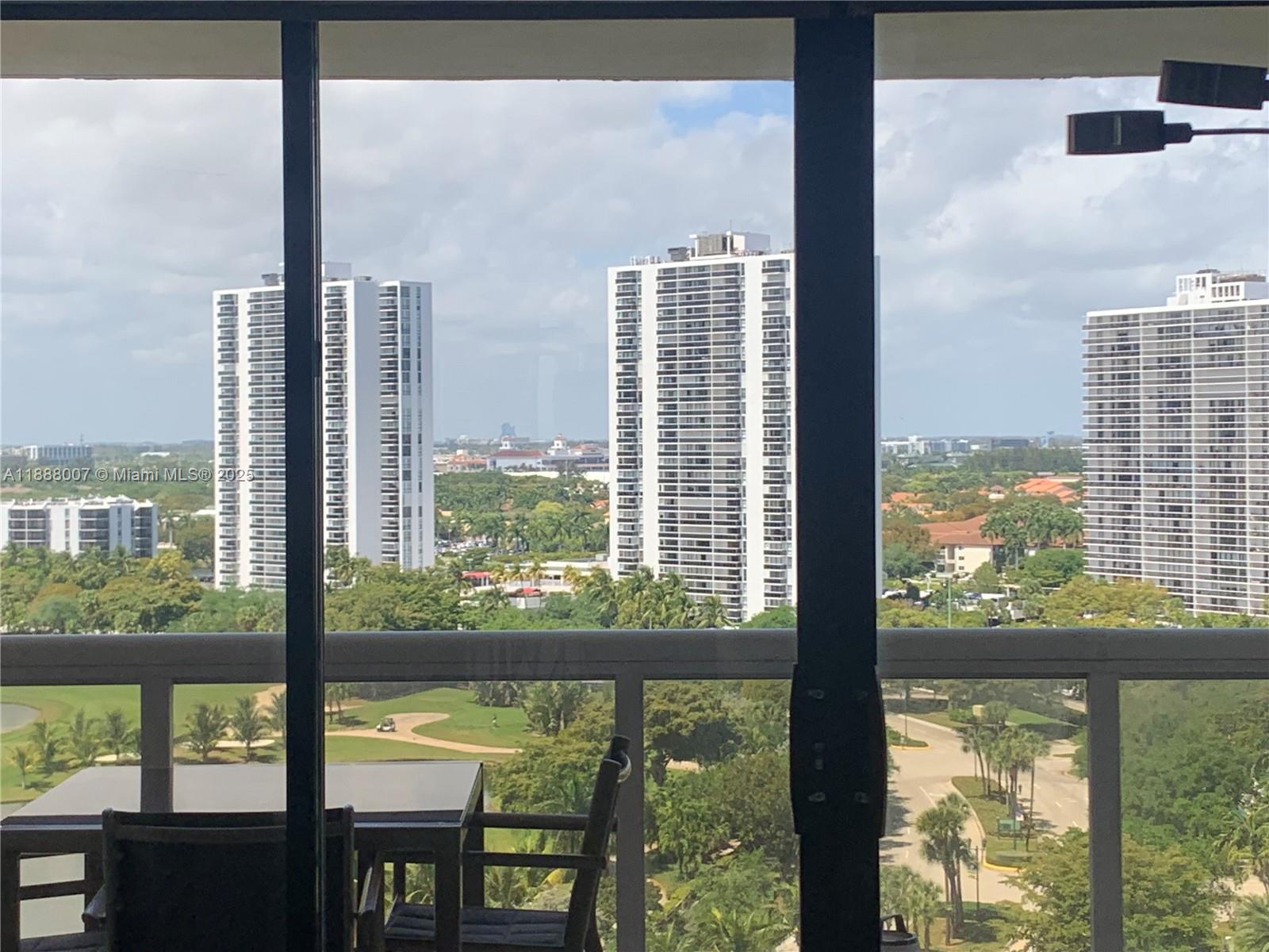 Aventura, Florida, 33180, United States, 2 Bedrooms Bedrooms, ,2 BathroomsBathrooms,Residential,For Sale,1954501