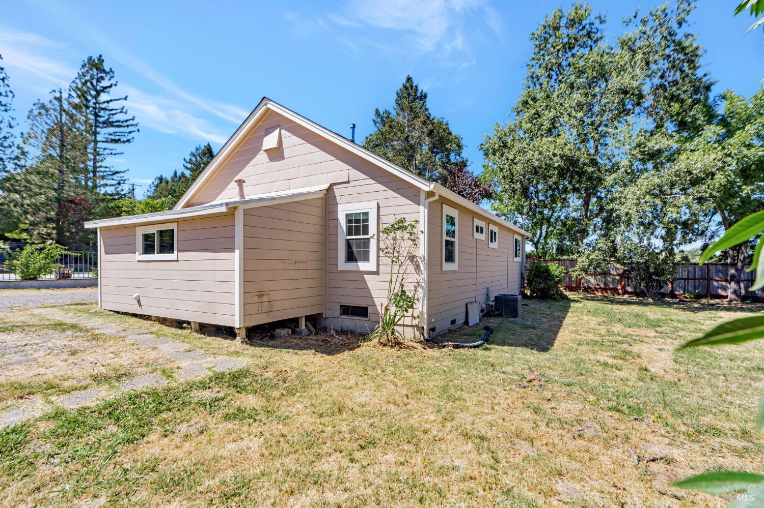 Graton, California, 95444, United States, 2 Bedrooms Bedrooms, ,2 BathroomsBathrooms,Residential,For Sale,1940387