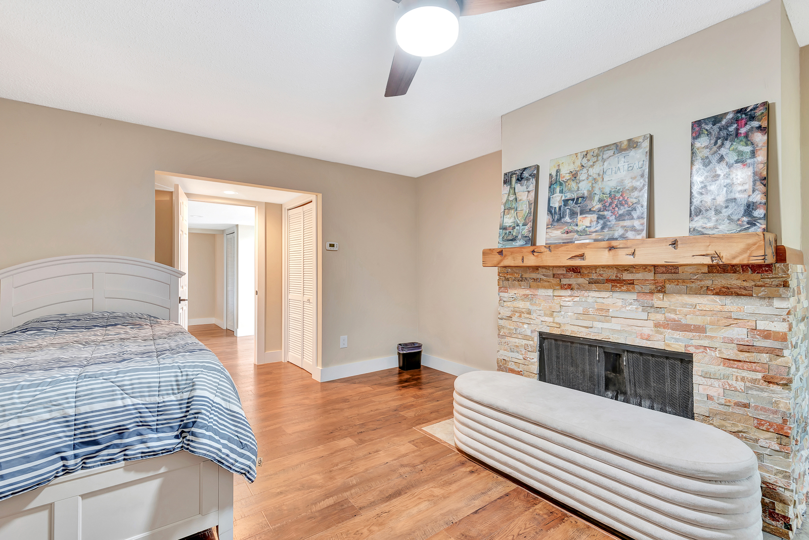 Sarasota, Florida, 34231, United States, 4 Bedrooms Bedrooms, ,2 BathroomsBathrooms,Residential,For Sale,1981224