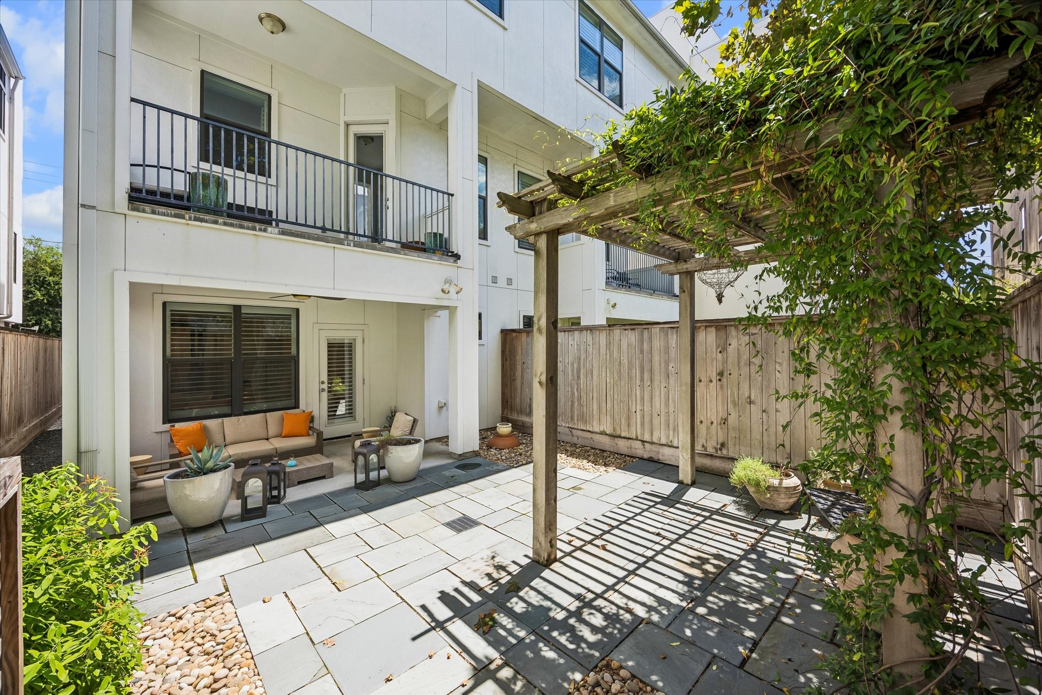  1810 Ridgewood Street - 物件實景