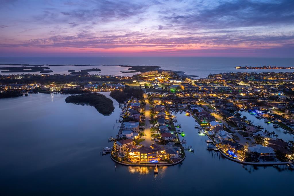 Tierra Verde, Florida, 33715, United States, 5 Bedrooms Bedrooms, ,6 BathroomsBathrooms,Residential,For Sale,1989474