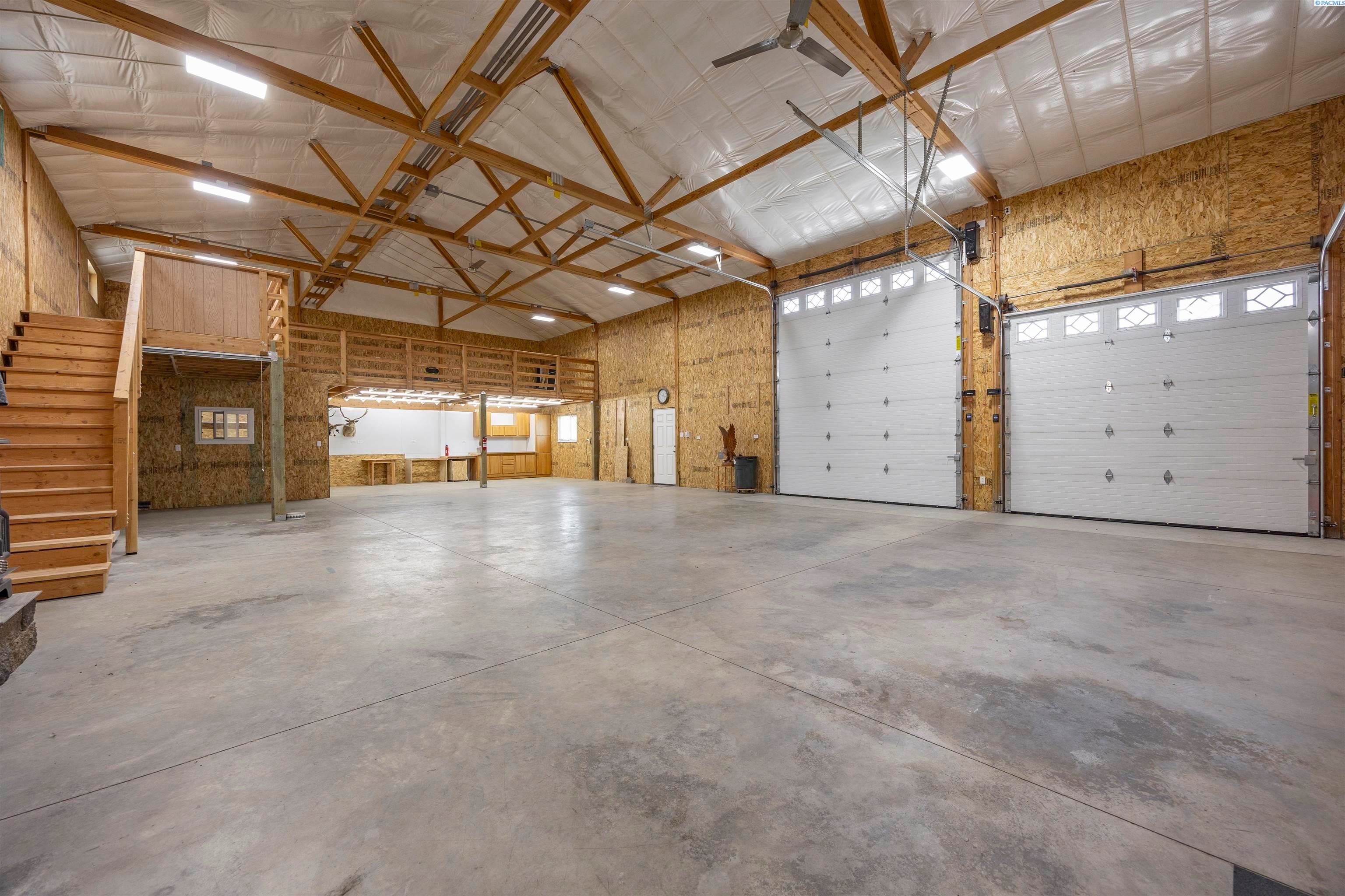 Benton City, Washington, 99320, United States, 3 Bedrooms Bedrooms, ,2 BathroomsBathrooms,Residential,For Sale,1983033