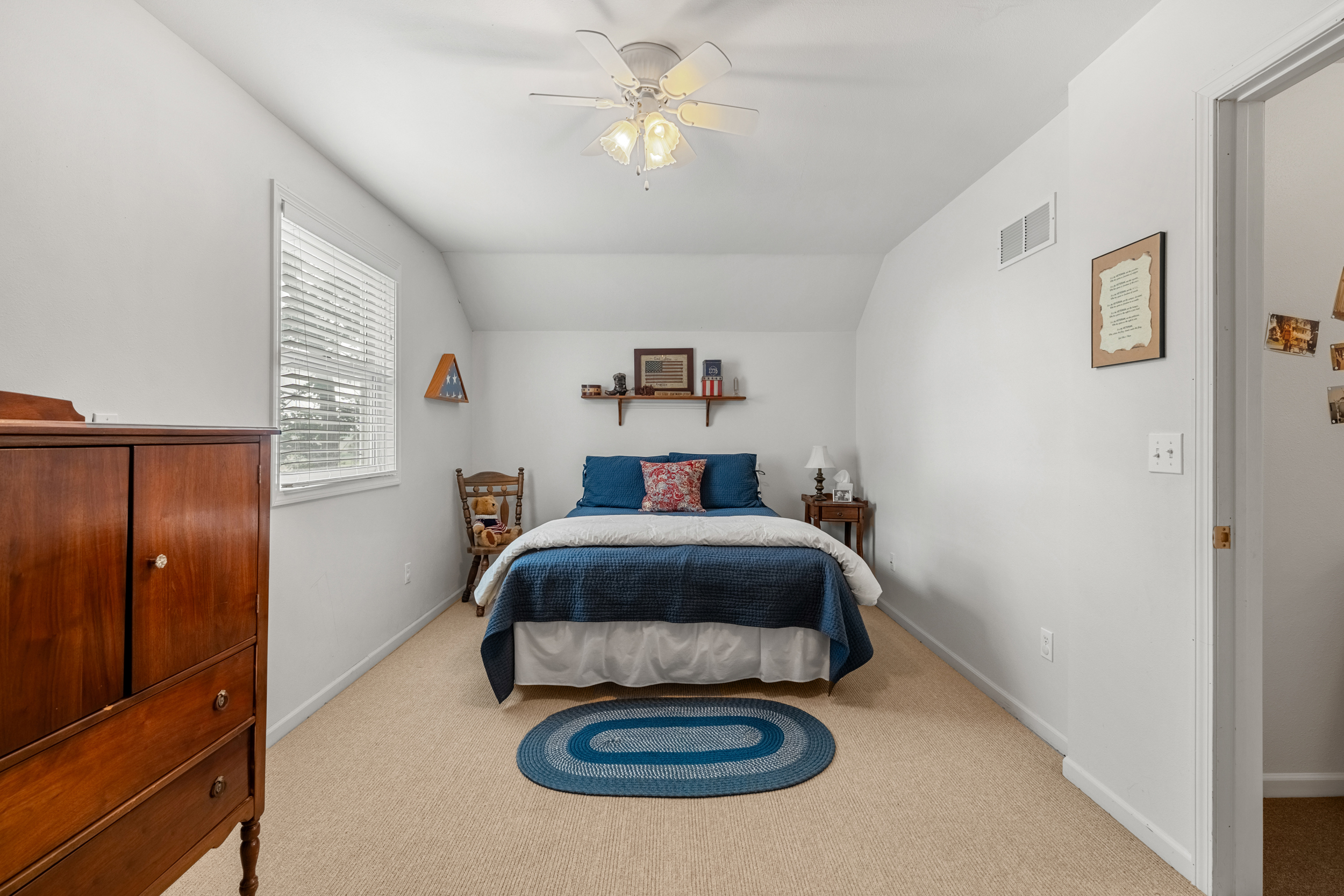 Centralia, Kansas, 66415, United States, 8 Bedrooms Bedrooms, ,4 BathroomsBathrooms,Residential,For Sale,1849924