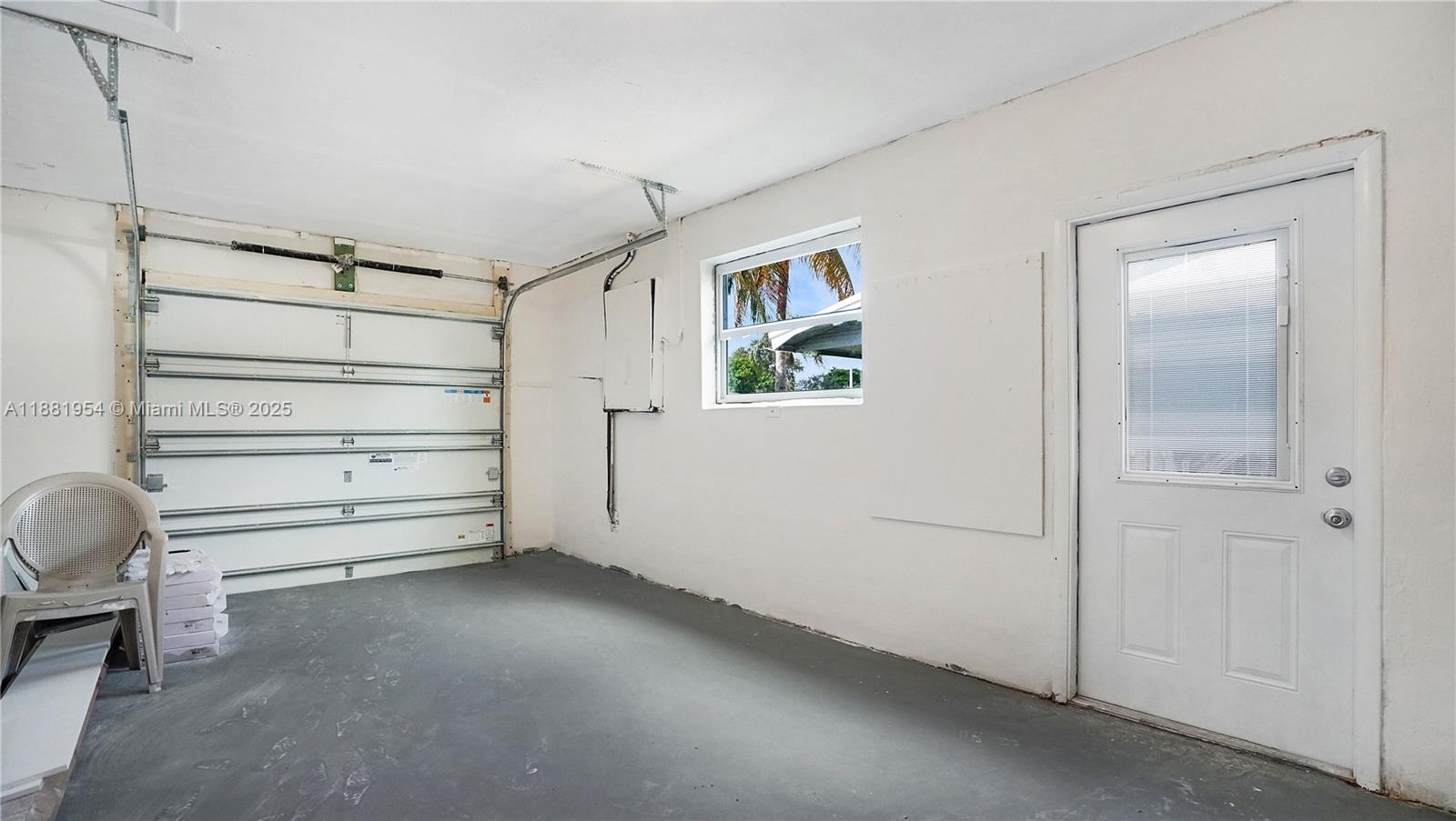 Sunrise, Florida, 33322, United States, 3 Bedrooms Bedrooms, ,2 BathroomsBathrooms,Residential,For Sale,1950754