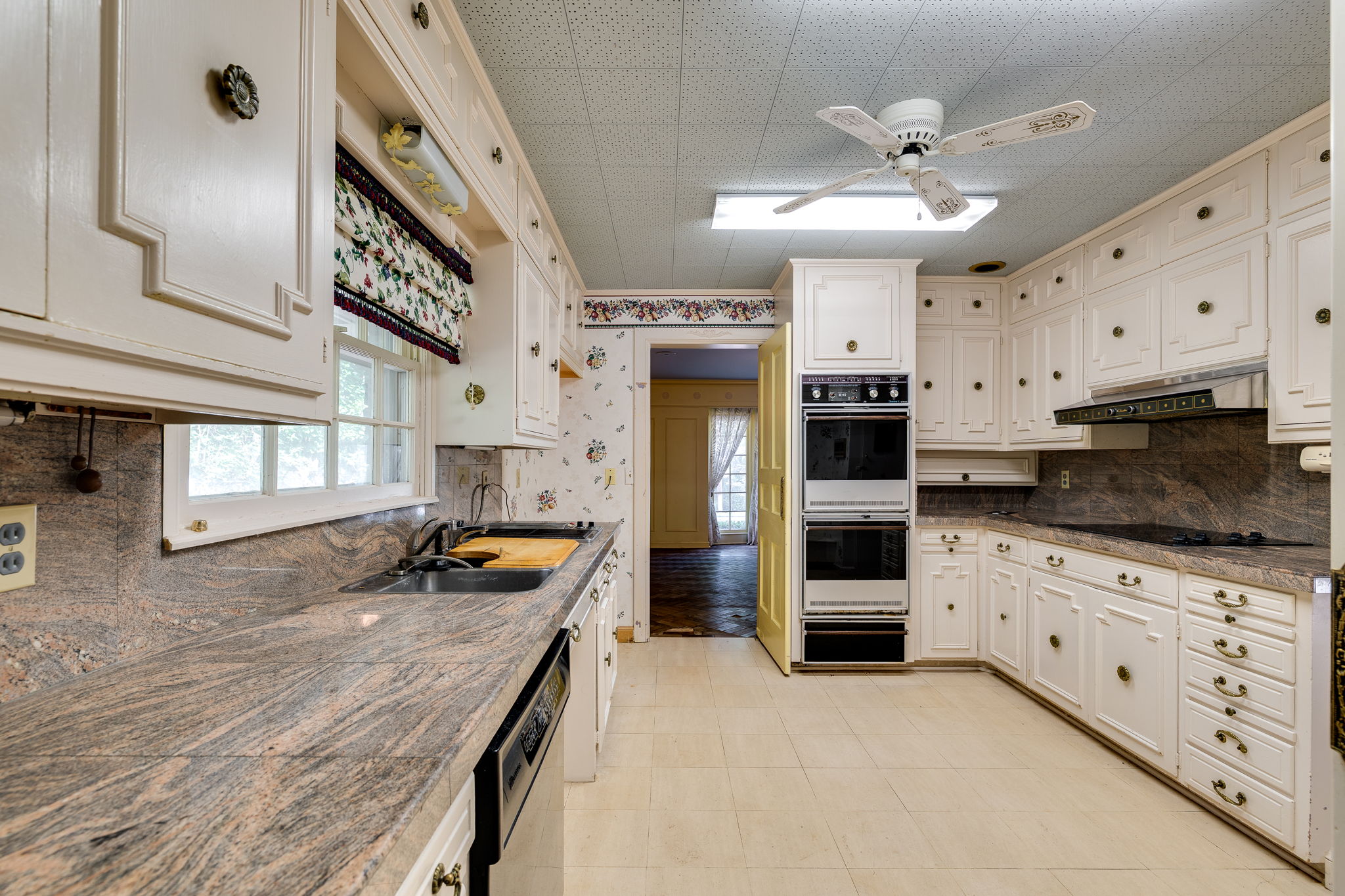  7104 Brentwood Road, Nichols Hills, OK 73116 - 物件實景