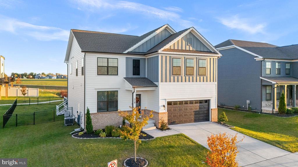 Frederick, Maryland, 21701, United States, 5 Bedrooms Bedrooms, ,4 BathroomsBathrooms,Residential,For Sale,1987107