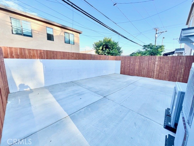 Hawaiian Gardens, California, 90716, United States, 6 Bedrooms Bedrooms, ,Residential,For Sale,1985769