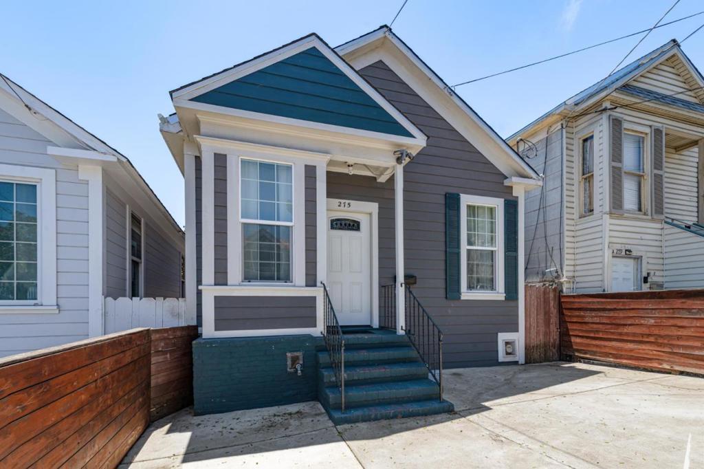 San Francisco, California, 94134, United States, 3 Bedrooms Bedrooms, ,2 BathroomsBathrooms,Residential,For Sale,1943072