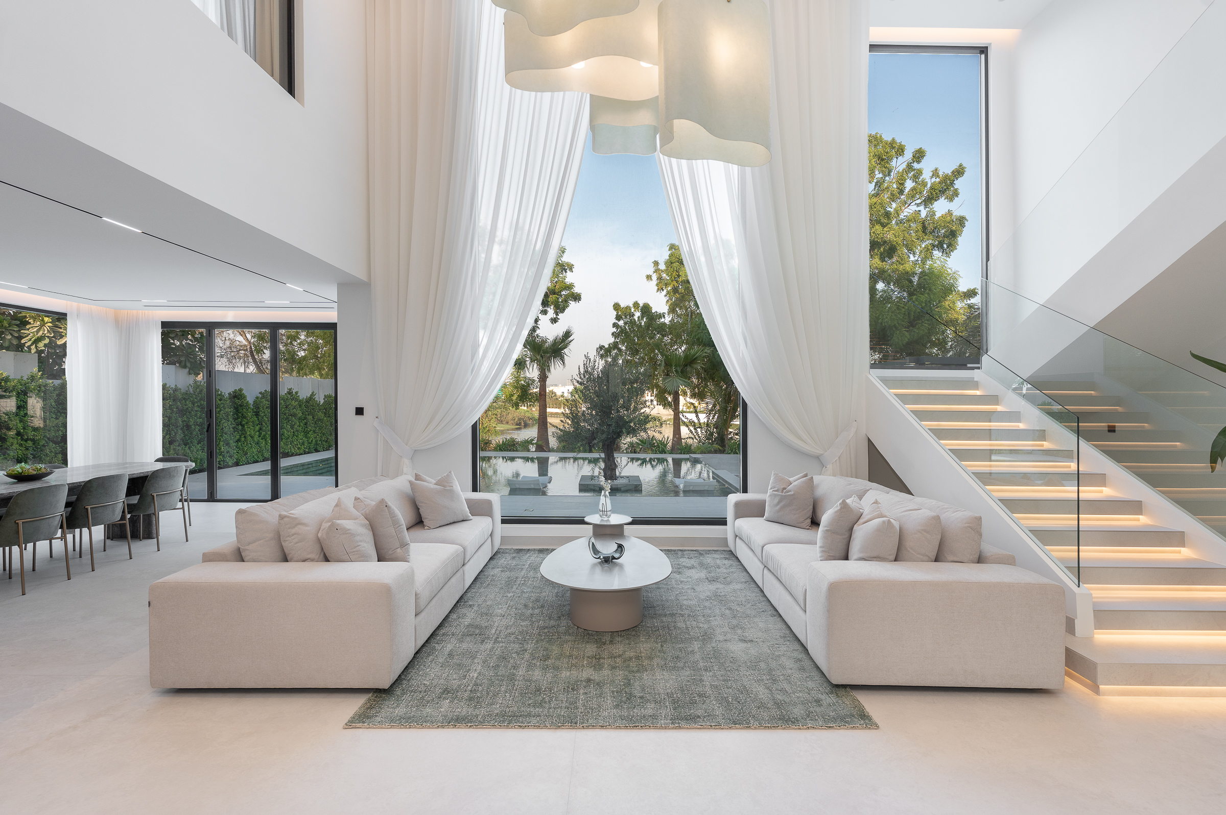  Exquisite Fully Furnished Lakefront Villa in Jumeirah Islands - 物件實景