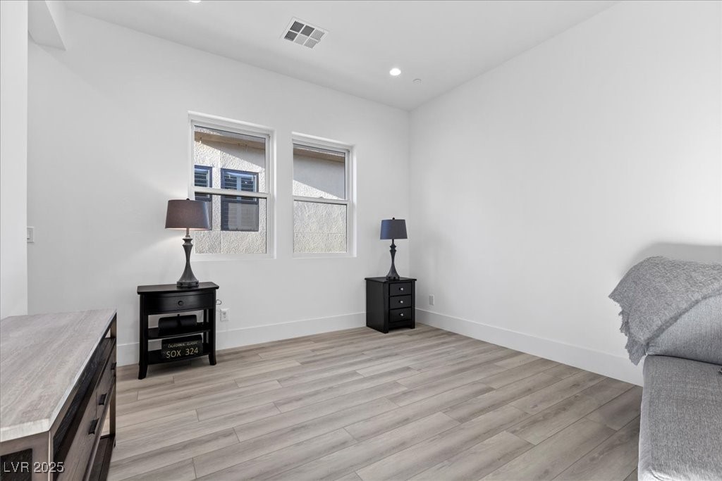 Las Vegas, Nevada, 89135, United States, 5 Bedrooms Bedrooms, ,6 BathroomsBathrooms,Residential,For Sale,1987610