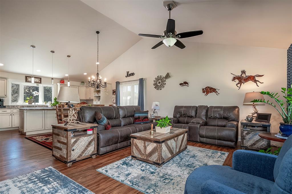 Polson, Montana, 59860, United States, 3 Bedrooms Bedrooms, ,1 BathroomBathrooms,Residential,For Sale,1976737