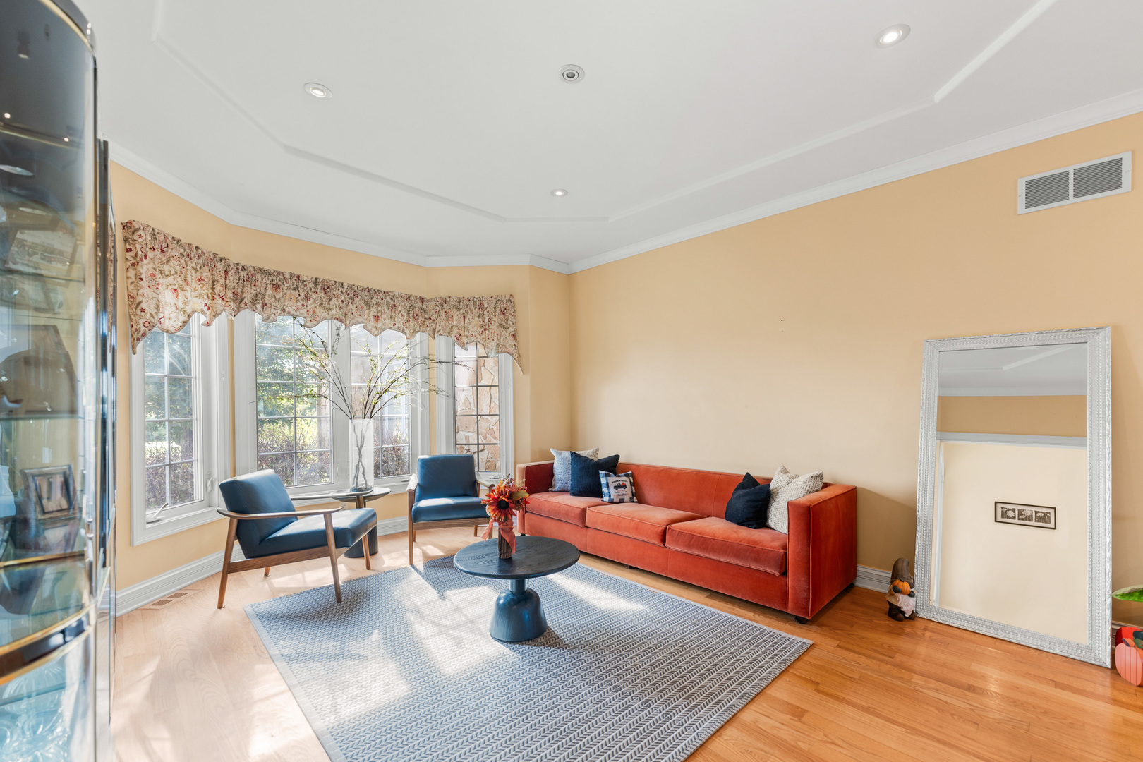 Sheridan, Illinois, 60551, United States, 3 Bedrooms Bedrooms, ,2 BathroomsBathrooms,Residential,For Sale,1994761