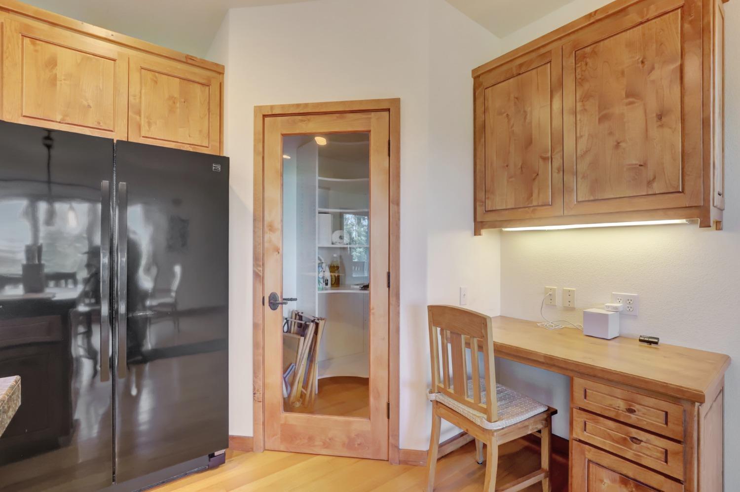 Nevada City, California, 95959, United States, 3 Bedrooms Bedrooms, ,3 BathroomsBathrooms,Residential,For Sale,1937028