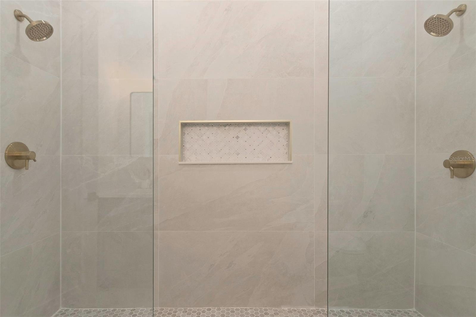 ST PETERSBURG, Florida, 33705, United States, 3 Bedrooms Bedrooms, ,2 BathroomsBathrooms,Residential,For Sale,1989946