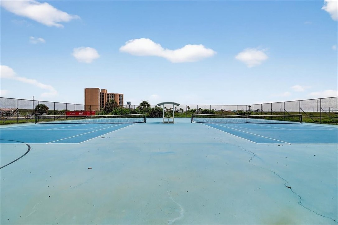Port Aransas, Texas, 78373, United States, 2 Bedrooms Bedrooms, ,2 BathroomsBathrooms,Residential,For Sale,1906640