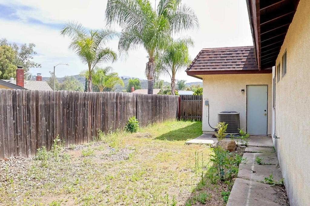 Lakeside, California, 92040, United States, 3 Bedrooms Bedrooms, ,2 BathroomsBathrooms,Residential,For Sale,1907762