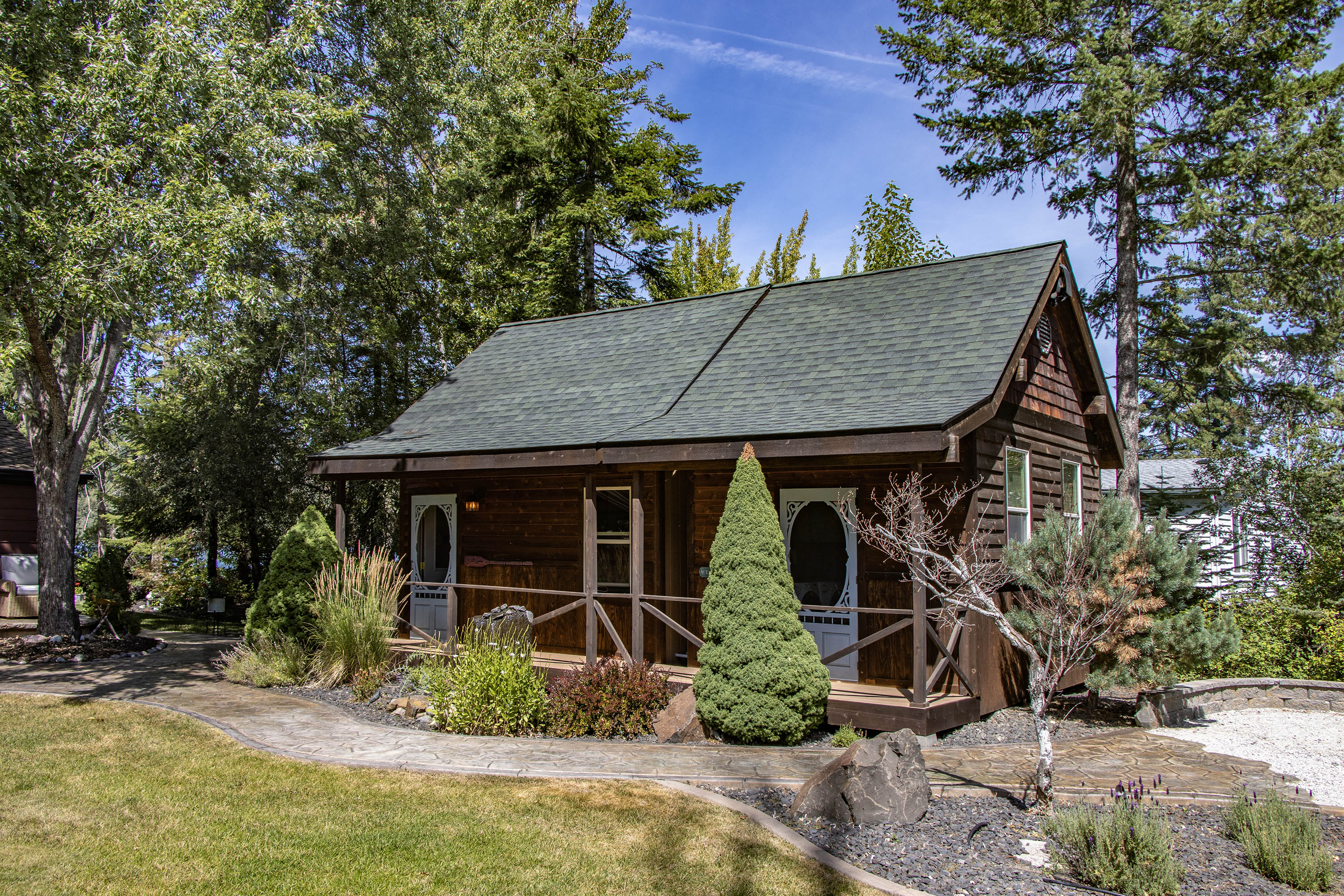 Sagle, Idaho, 83860, United States, 3 Bedrooms Bedrooms, ,3 BathroomsBathrooms,Residential,For Sale,1914269