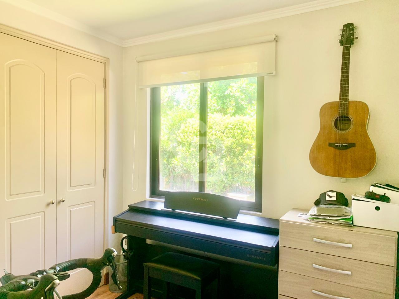 Lo Barnechea, Chile, 6 Bedrooms Bedrooms, ,5 BathroomsBathrooms,Residential,For Sale,1998928