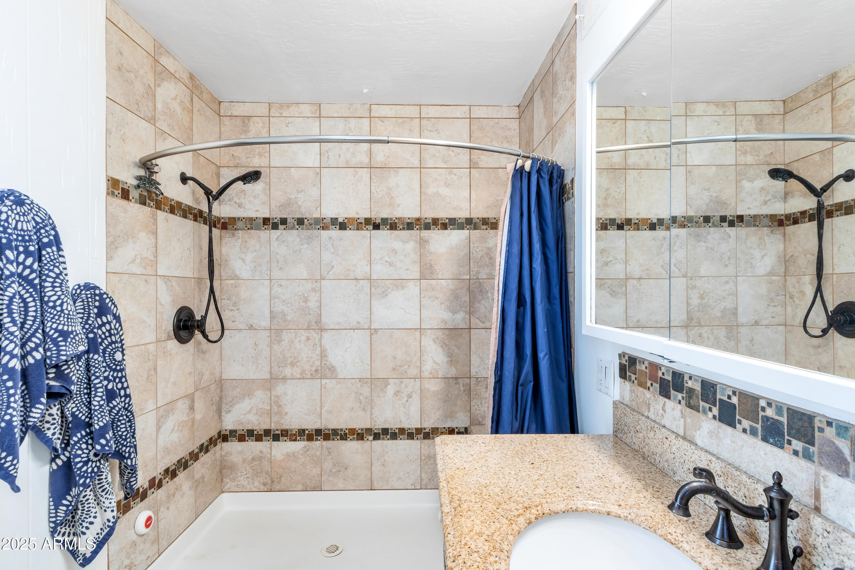 Sedona, Arizona, 86351, United States, 2 Bedrooms Bedrooms, ,Residential,For Sale,1951085