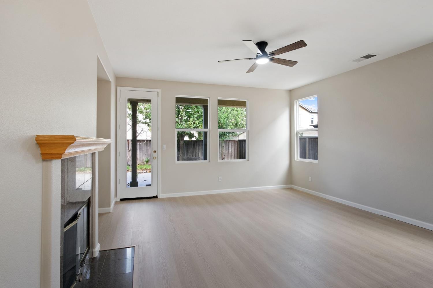 Tracy, California, 95377, United States, 4 Bedrooms Bedrooms, ,3 BathroomsBathrooms,Residential,For Sale,1996130