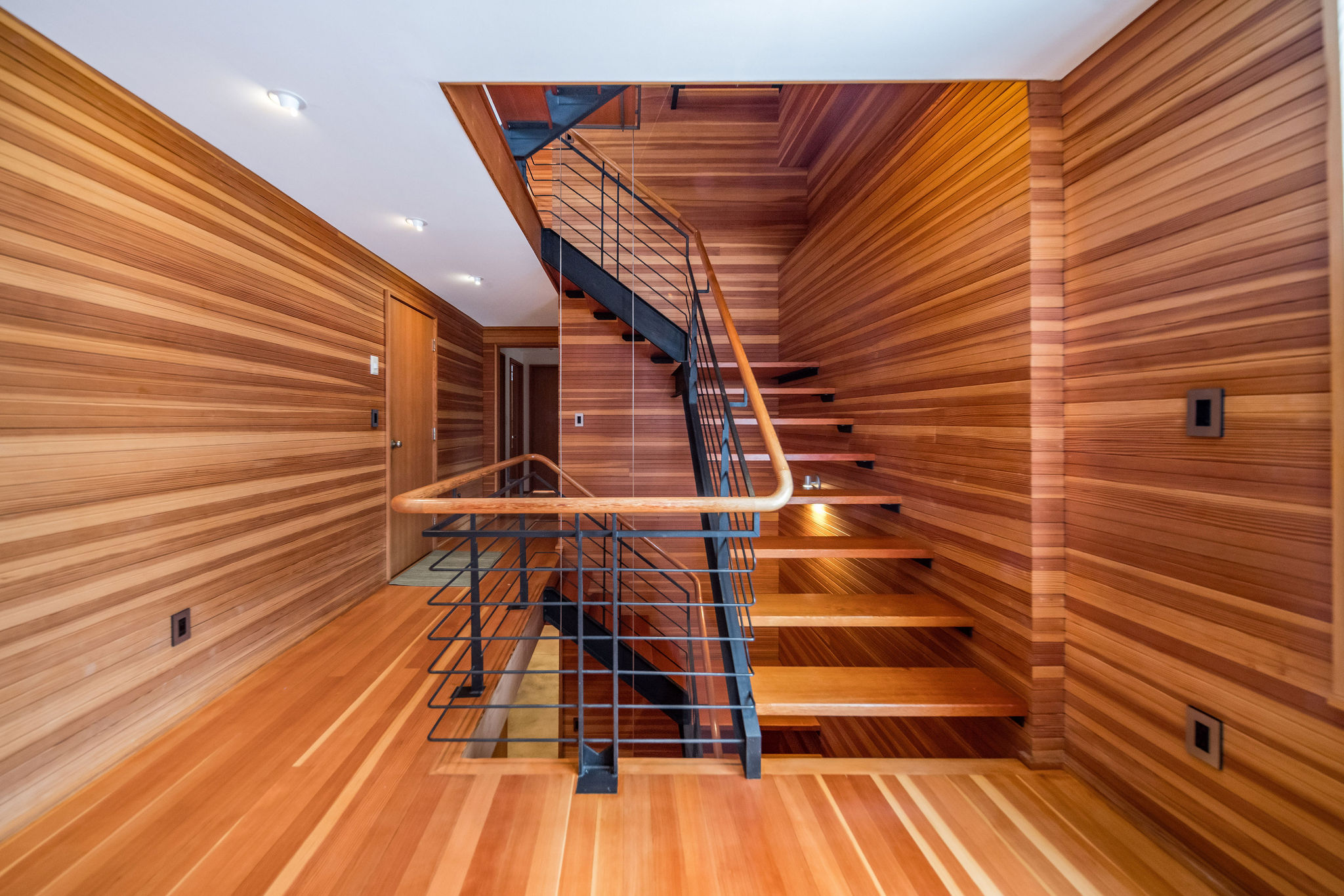  61 Hartford Avenue - 物件實景