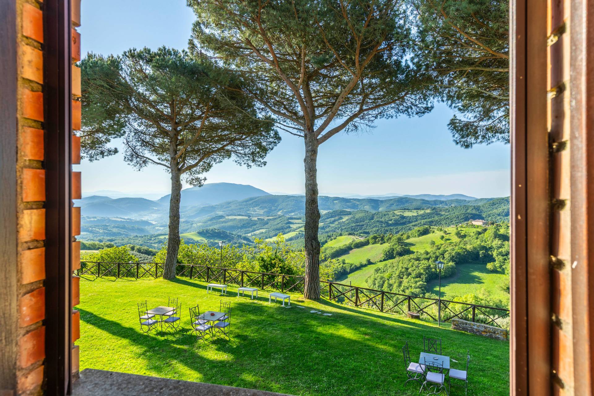 Umbertide, Perugia, 06019, IT, 20 Bedrooms Bedrooms, ,18 BathroomsBathrooms,Residential,For Sale,1850339