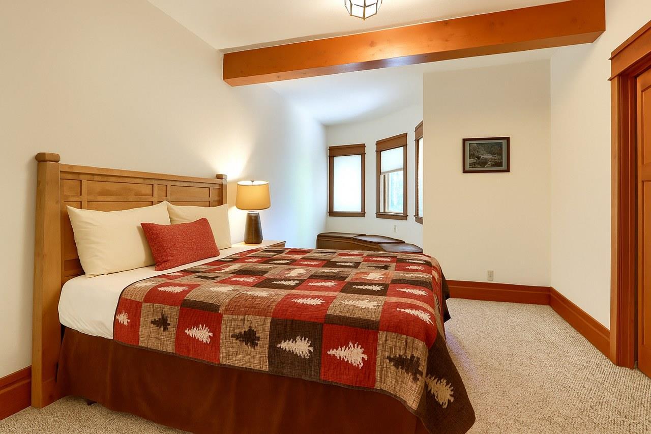 Yosemite West, California, 95389, United States, 3 Bedrooms Bedrooms, ,2 BathroomsBathrooms,Residential,For Sale,2005535