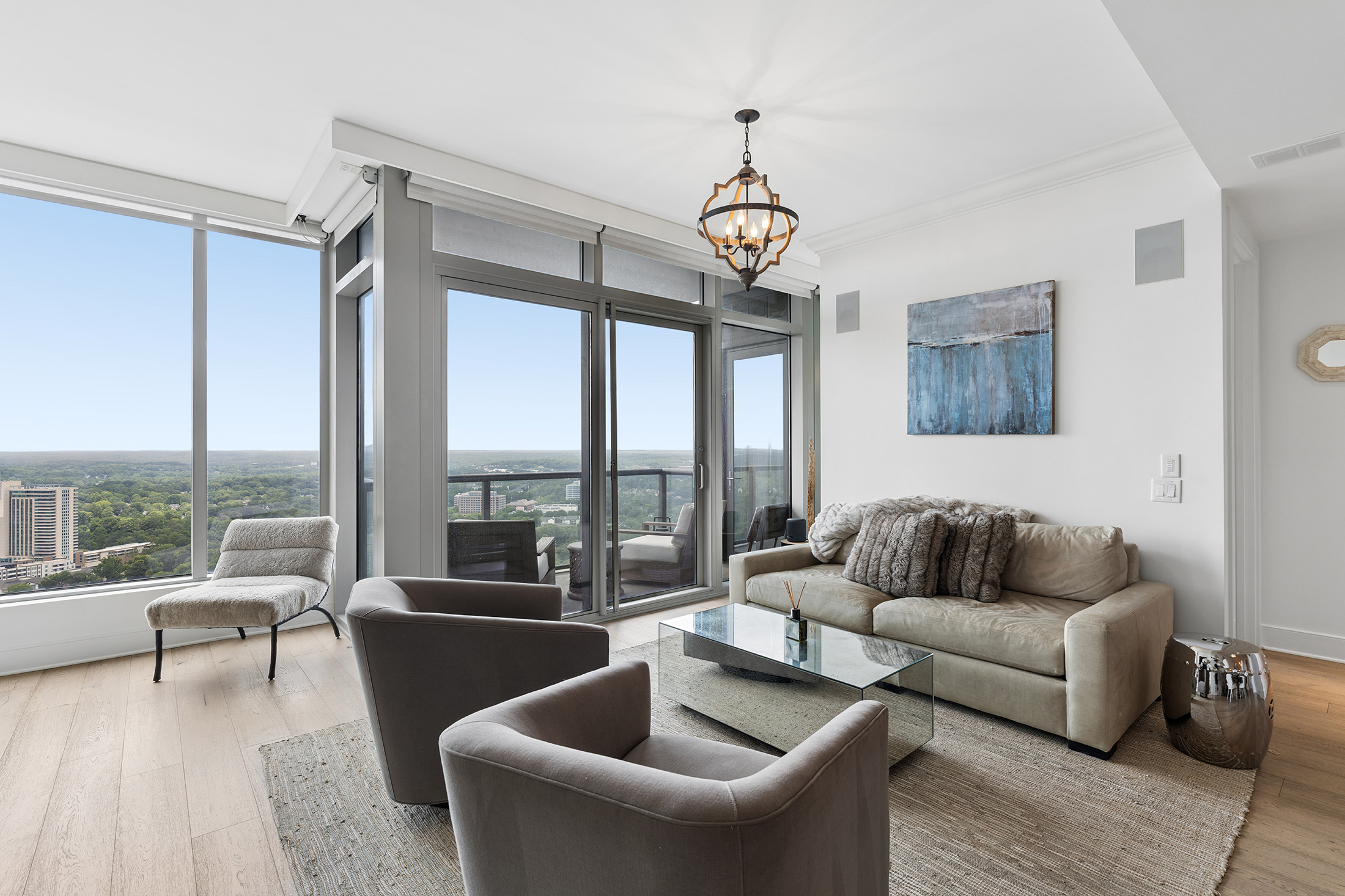  The Ritz-Carlton Residence — A Home With a View - 物件實景