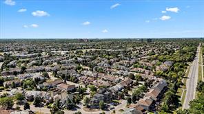 Otawa, Ontario, K1T 4B7, CA, 6 Bedrooms Bedrooms, ,5 BathroomsBathrooms,Residential,For Sale,1941709