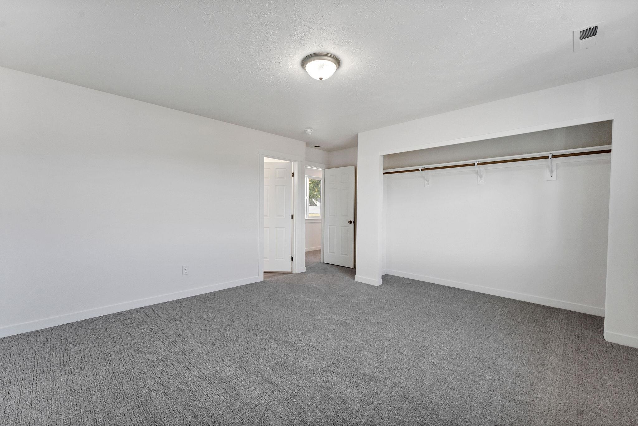 Spokane, Washington, 99212, United States, 3 Bedrooms Bedrooms, ,6 BathroomsBathrooms,Residential,For Sale,1986291