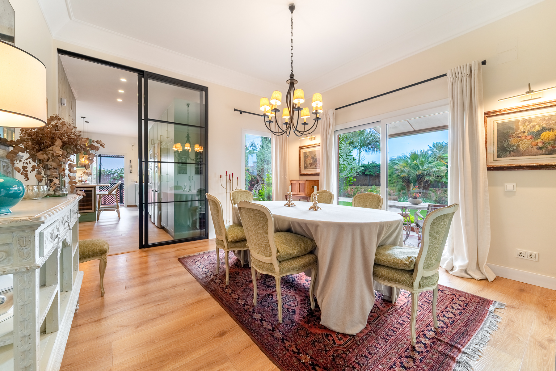  Charming Andalusian-style villa in Altos de Puente Romano, Golden Mile - 物件實景