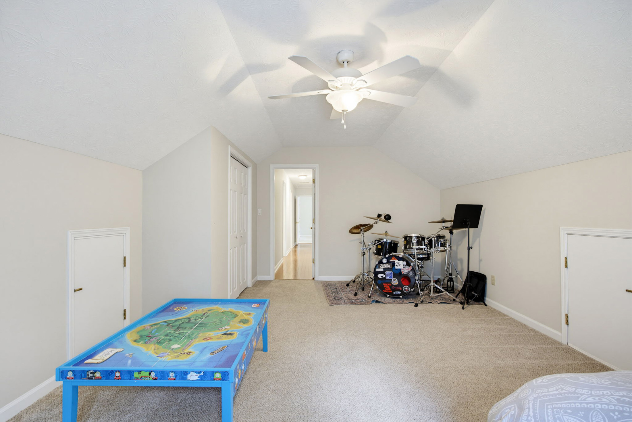  Stunning 5-Bedroom Brick Home in the Heart of East Cobb - 物件實景