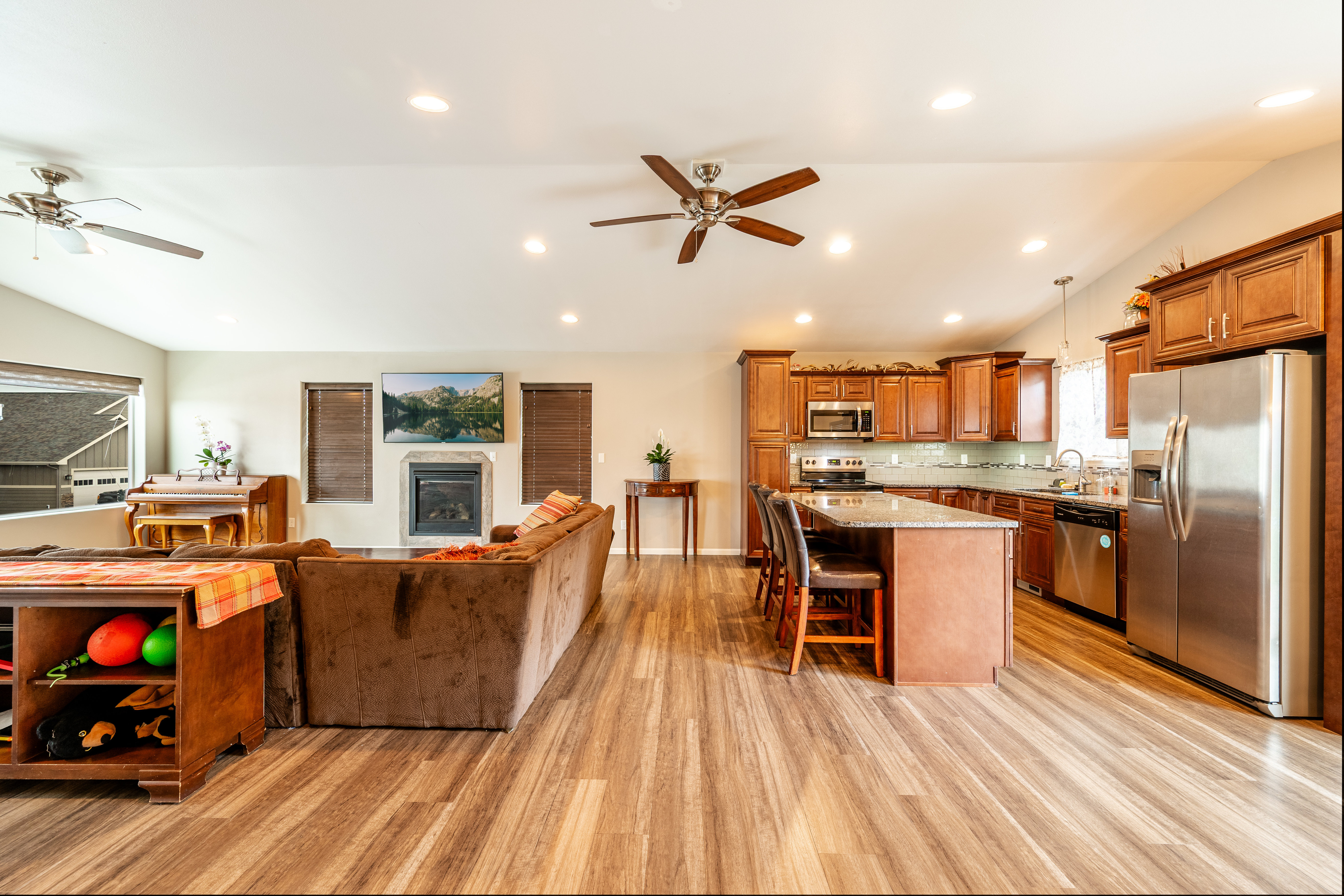 Sheridan, Wyoming, 82801, United States, 4 Bedrooms Bedrooms, ,3 BathroomsBathrooms,Residential,For Sale,1935181