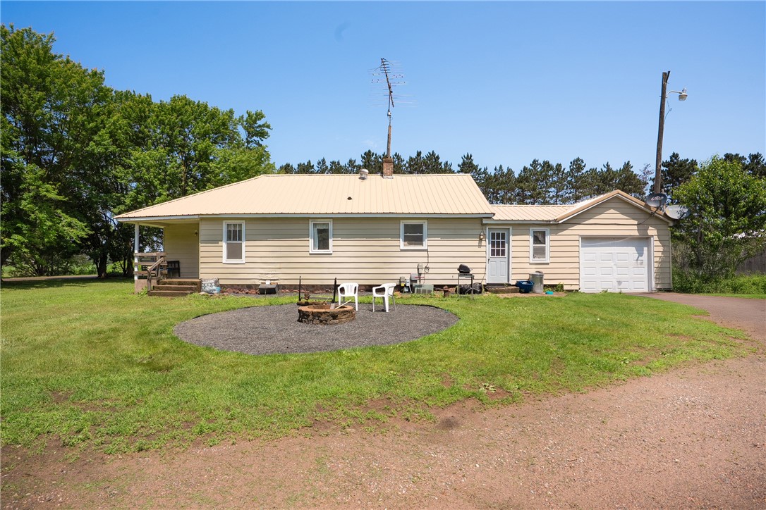 Cadott, Wisconsin, 54727, United States, 4 Bedrooms Bedrooms, ,3 BathroomsBathrooms,Residential,For Sale,1990945
